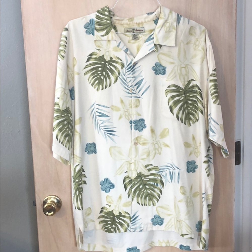 Men’s Tommy Bahama shirt